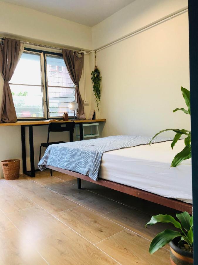 Number 4 Old Town Hostel Chiang Mai Buitenkant foto